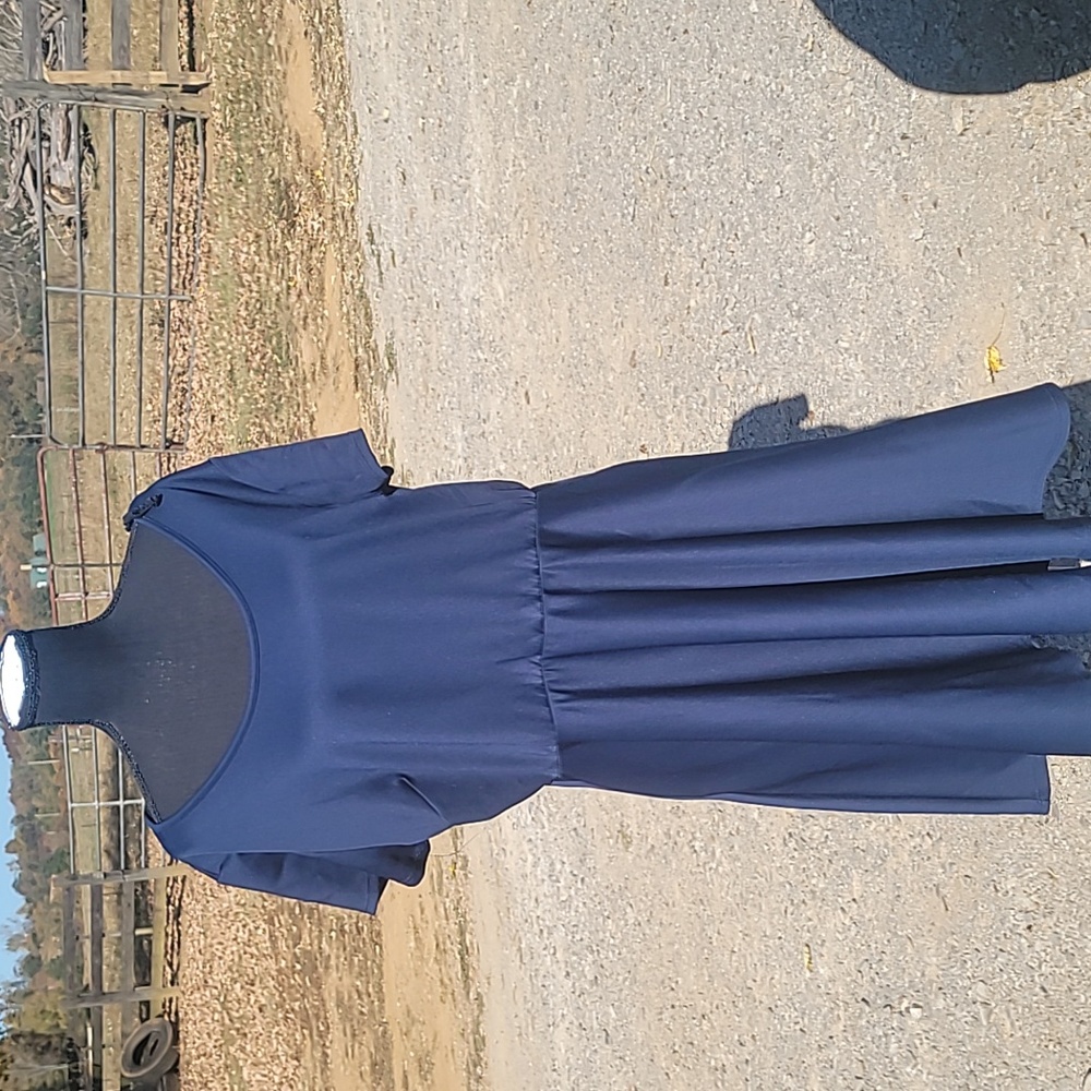 Dress 18-20